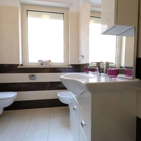 Claudia Int. F - Apartman